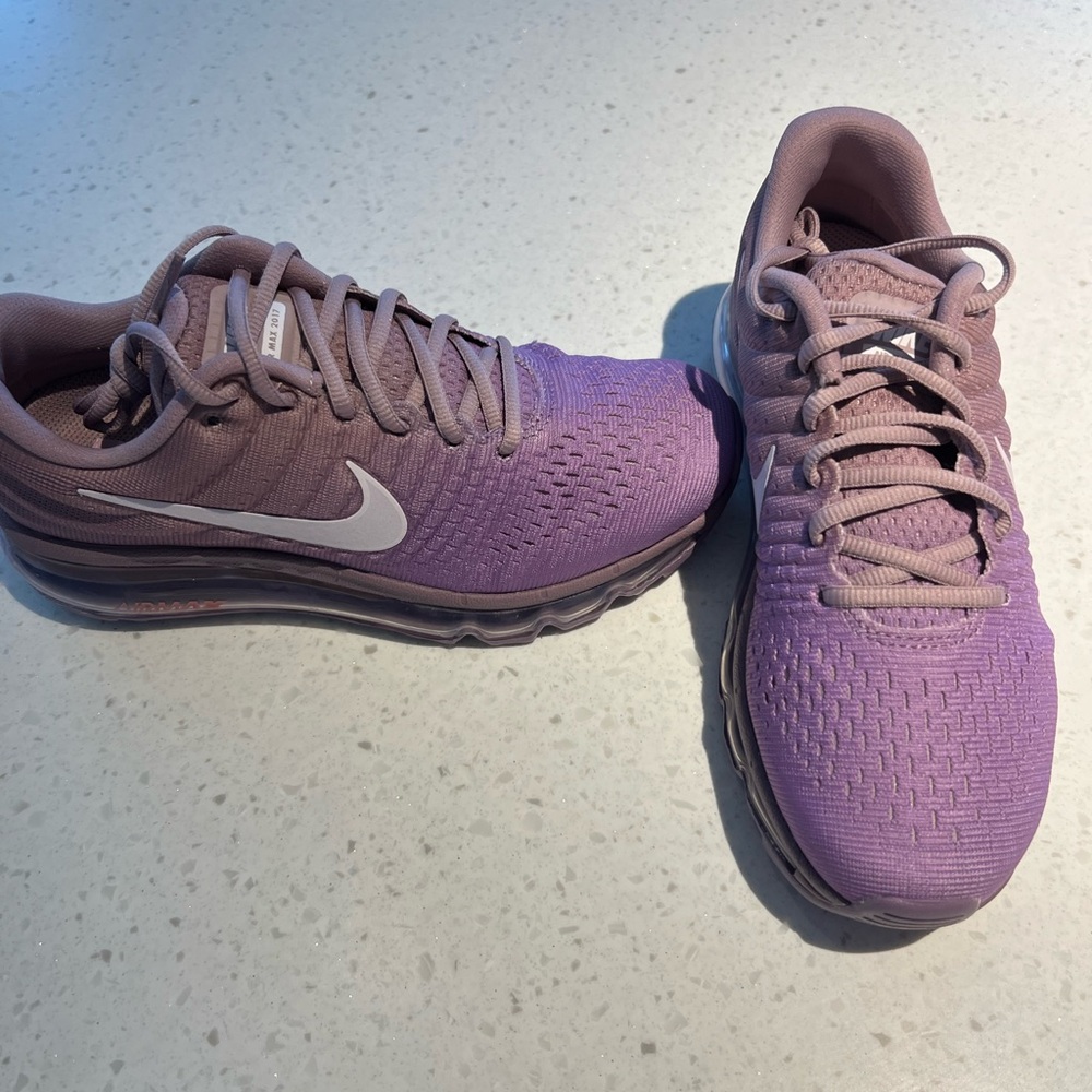 Nike Air Max 2017 Women's Purple Sneakers